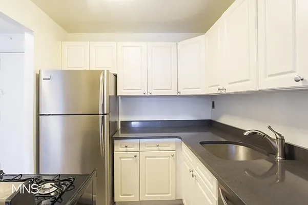 Rented by MNS Marketing | media 17