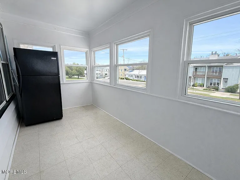 42 Cottage Pl #2 — Photo 10
