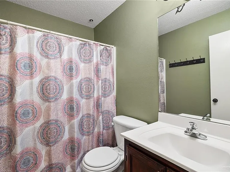 3413 Yucca Ave — Photo 10