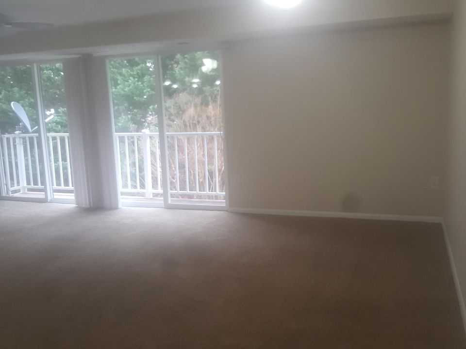 Dining Area, Deck