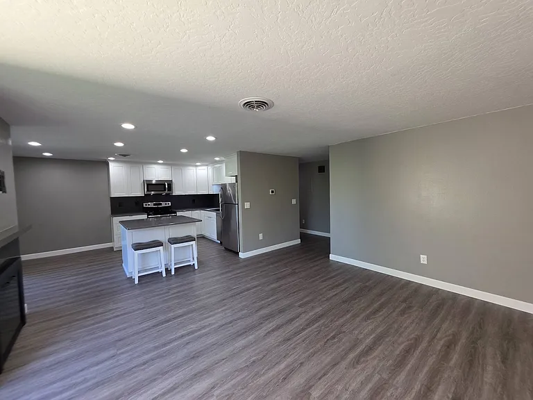 303 Gage Blvd #311 — Photo 2