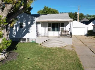 207 N Waldo Ave, Grand Island, NE 68803