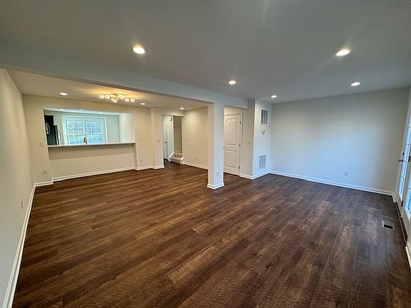 4th image of 261 Acton St #1