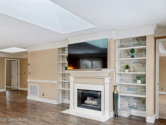 3rd image of 3715 Hurstbourne Ridge Blvd