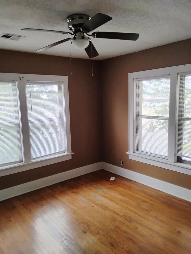 Historic Kamp's Court Apartments — Photo 2
