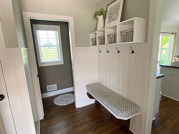 5th image of 7445 Medinah Dr