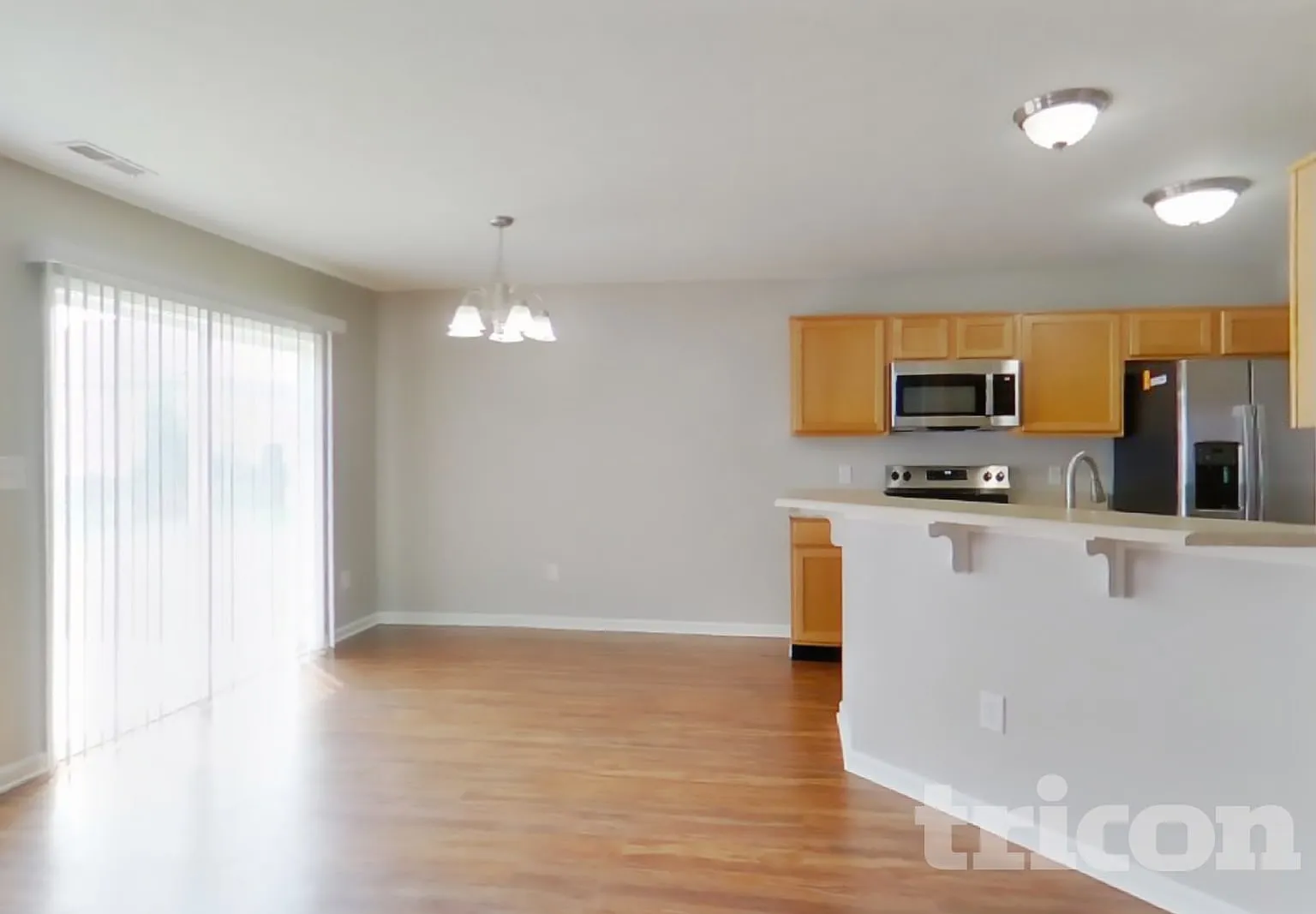 8183 Dartmoth Lane Avon IN — Photo 3