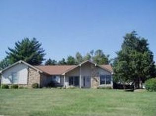 14 Windermere Ct, Saint Charles, MO
