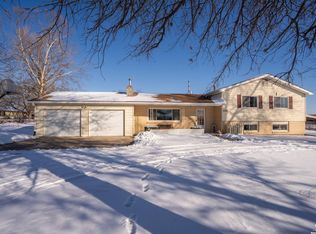 1310 N 968th Rd, Lawrence, KS 66046