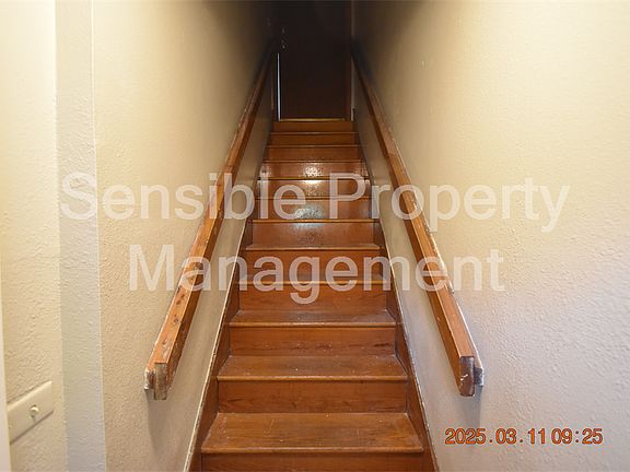 4th image of 310 Avery Ave