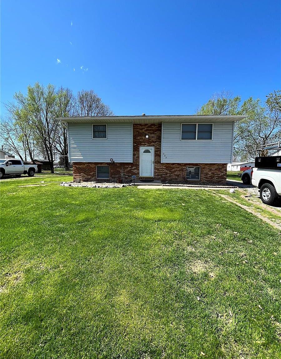 909 Southard Pl, South Roxana, IL 62087 Zillow