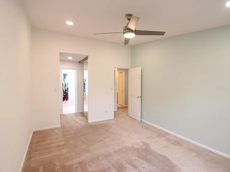 7509 Ashby Ln #N — Photo 17