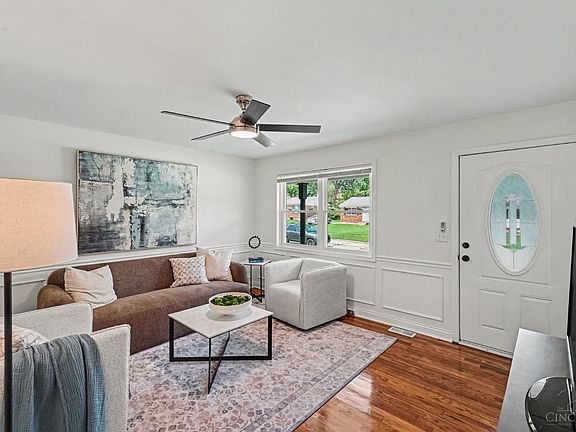 5th image of 2065 Sevenhills Dr