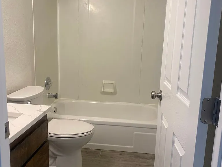 5707 East Dr — Photo 11