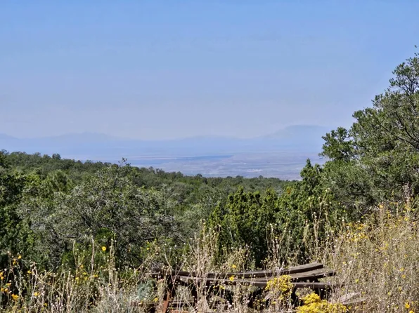 4 Westside Rd, High Rolls Mountain Park, NM 88325