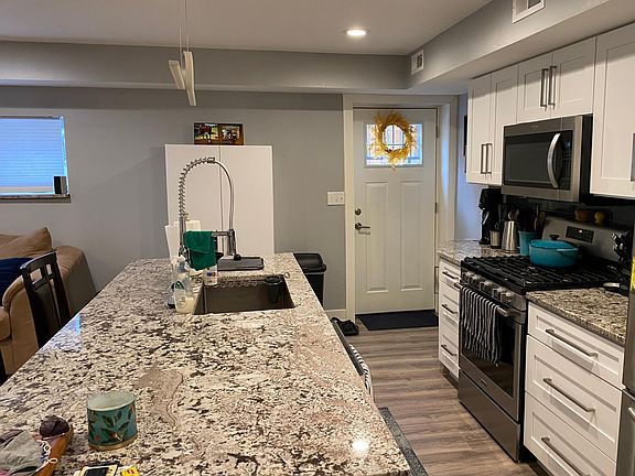 2nd image of 5073 Waterman Blvd