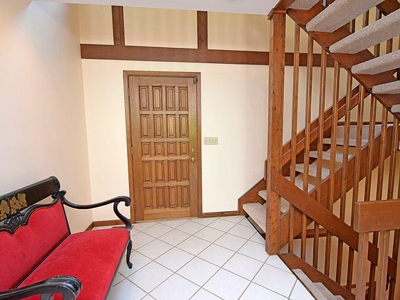 3rd image of 7485 Ginger Ln