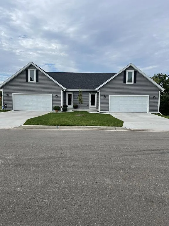 510 Ford Dr — Photo 1