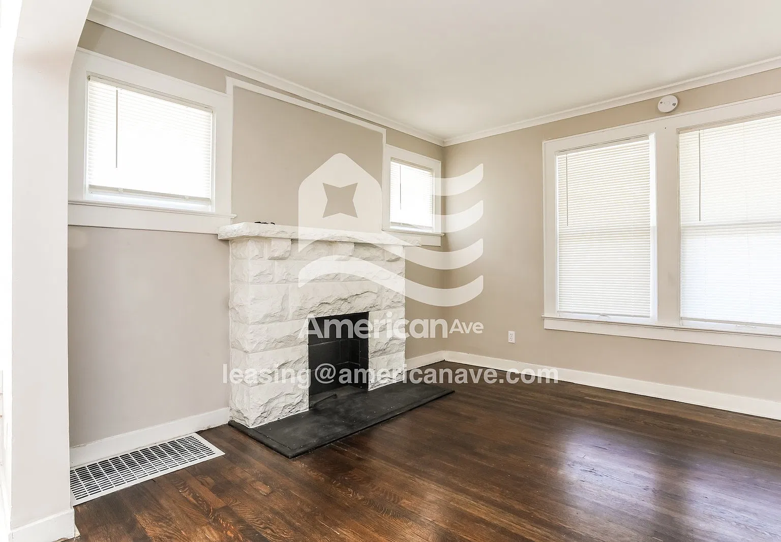 2 bed, 1.0 bath, 1344 sqft, $1,023 — Photo 2