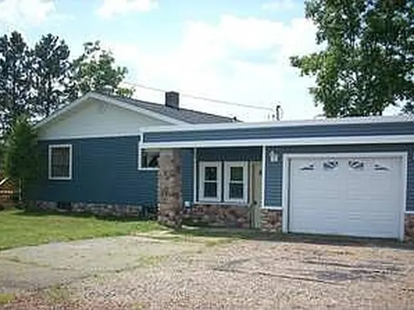 4515 19th Ave E, Hibbing, MN 55746