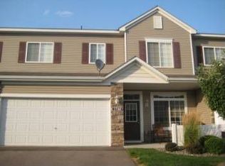 1780 Prescott Ct, Chaska, MN 55318