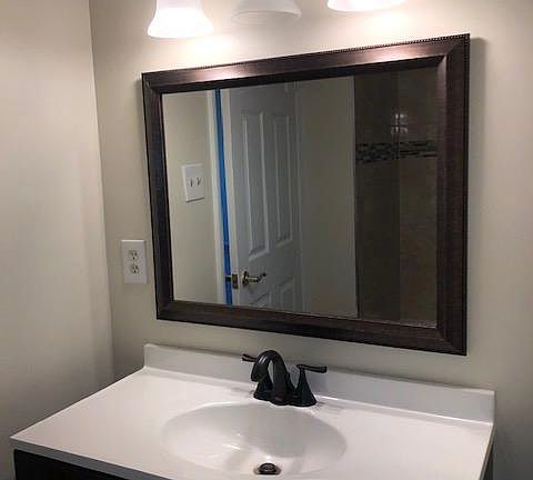 5th image of 3332 Rollingwood Dr