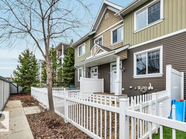 4050 Savaryn Dr SW #24, Edmonton, AB T6X 1R8