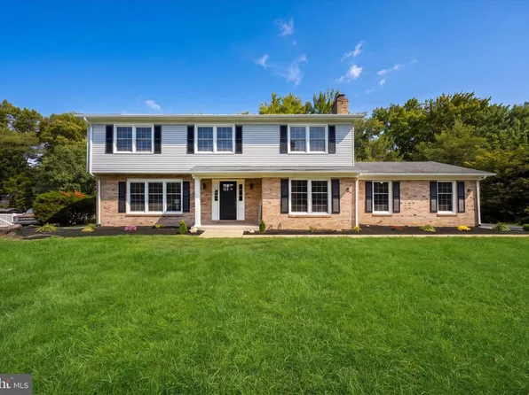 72 Bristle Cone Dr, Bear, DE 19701