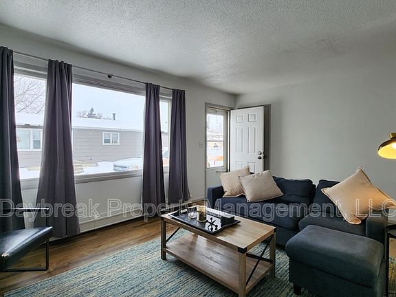 3rd image of 525 7th Ave E APT 4