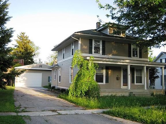 2nd image of 225 N Perry St
