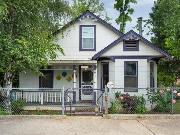 543 Brighton St, Grass Valley, CA 95945