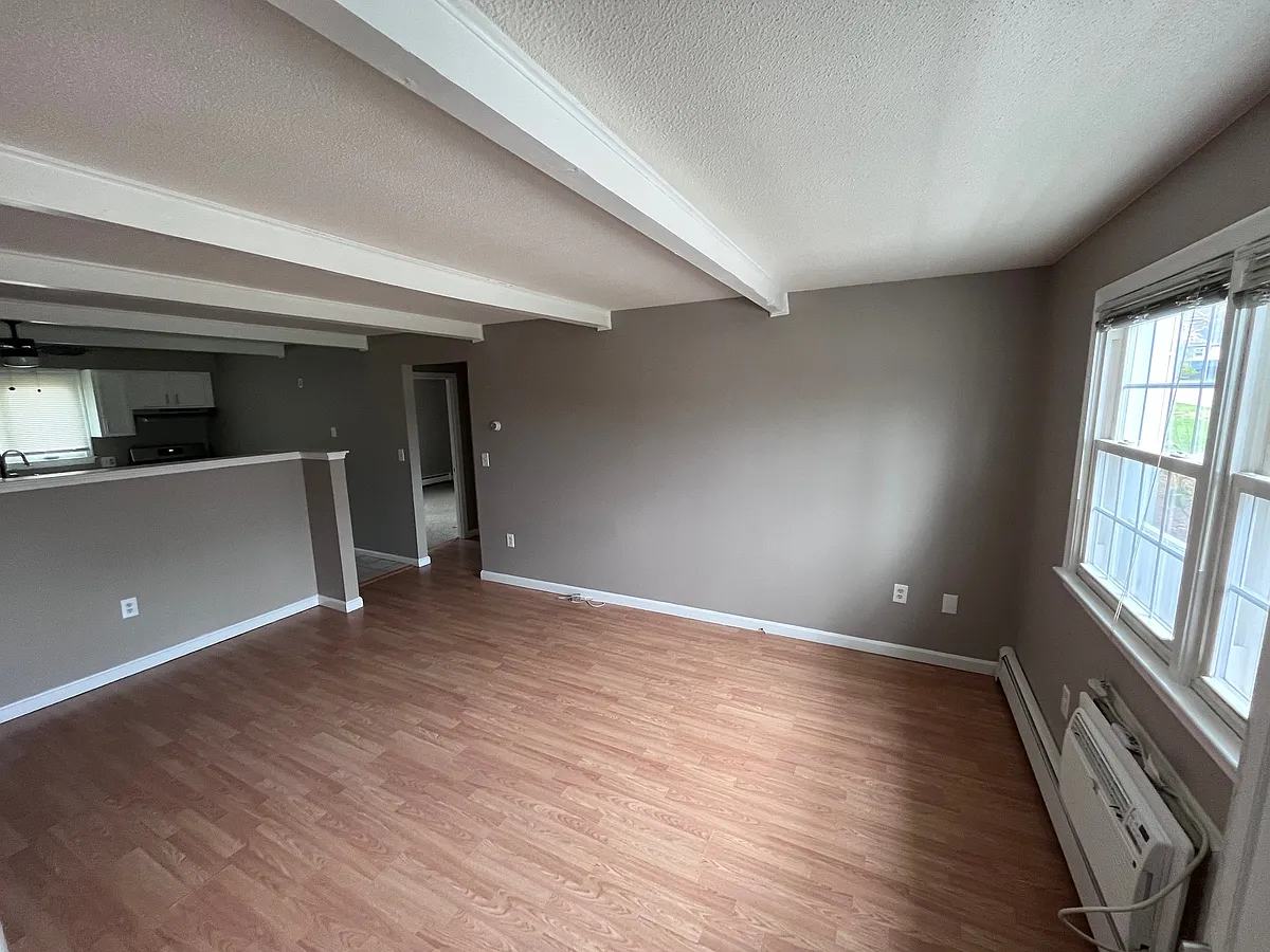 Building Photo - 8 Tarklyn St #2