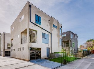 11508 Emelita St, North Hollywood, CA 91601