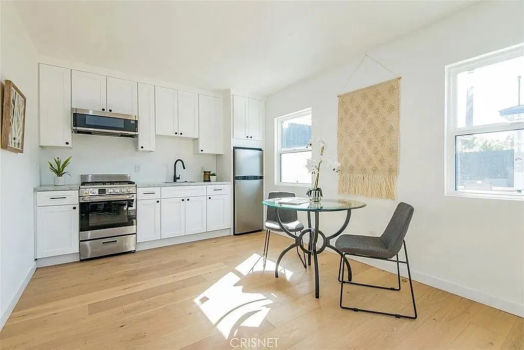 12130 Greene Ave — Photo 2