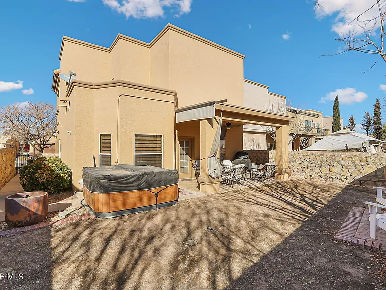 11608 Saint Thomas Way — Photo 36