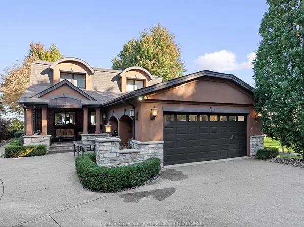 189 Lakeview Dr, Windsor, ON N8L 0M3