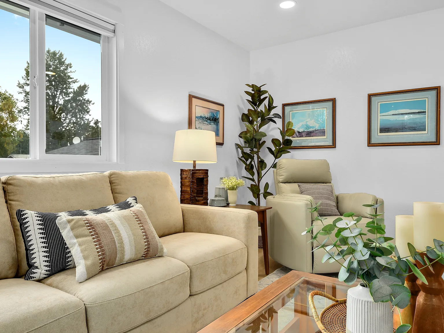 3 bed, 1.5 bath, 1500 sqft, $3,000 — Photo 3