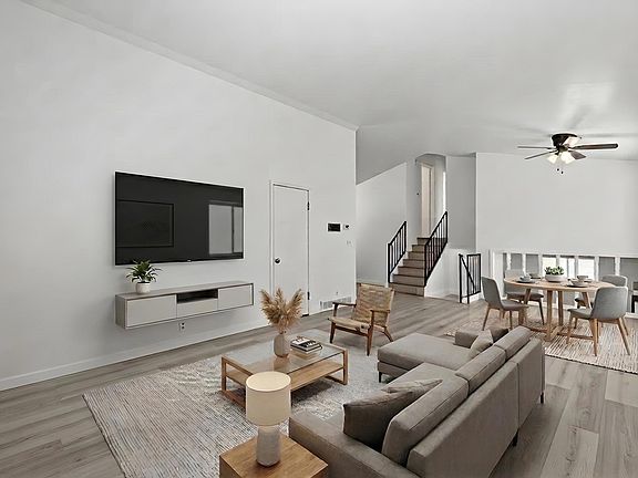 5th image of 7910 W Woolley Way S