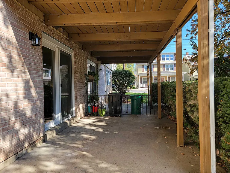 61 Terrace Ave #1 — Photo 18