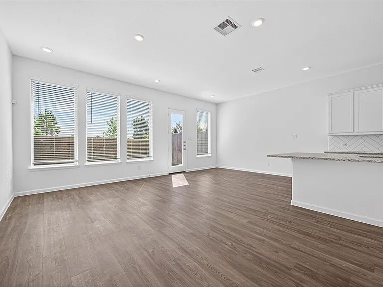 5703 Foggy Vine Ct — Photo 6