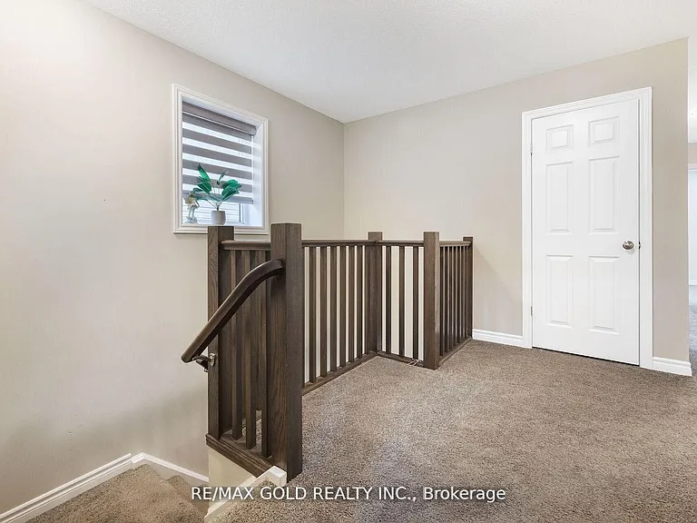 1357 Calais Dr — Photo 15