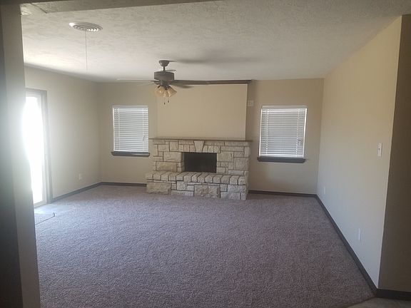 2nd image of 6325 NW Cheyenne Ave