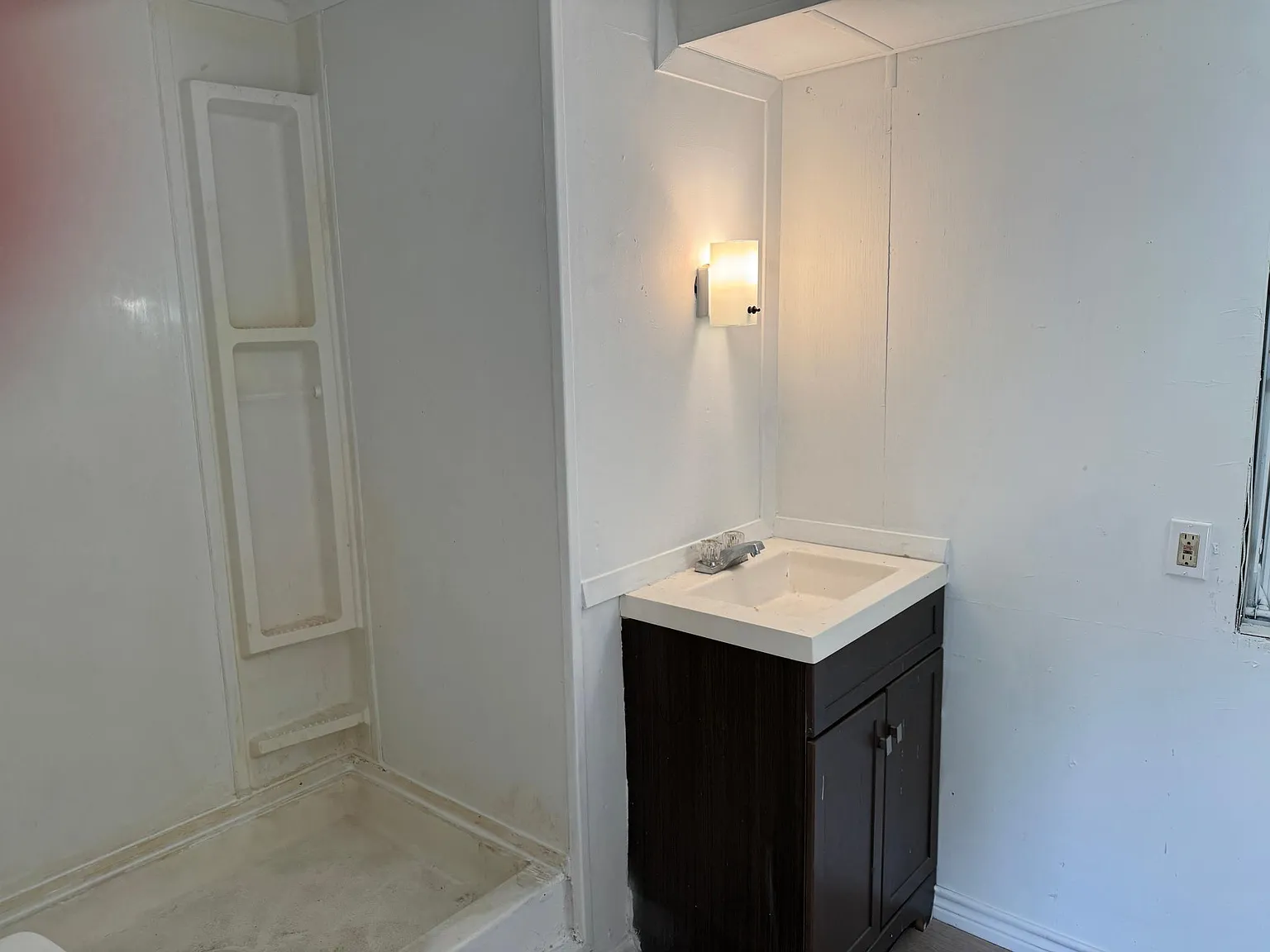 2 bed, 875 sqft, $800 — Photo 3