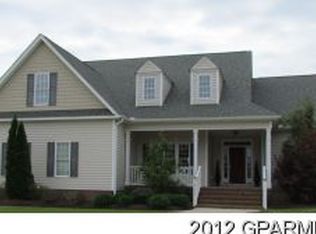 1411 Trafalgar Dr, Winterville, NC 28590