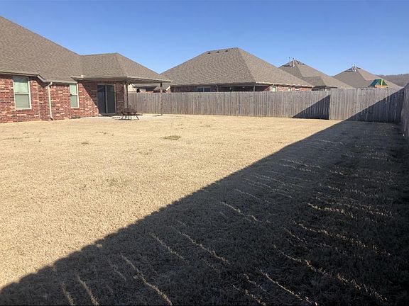 3rd image of 4593 W Wales Dr