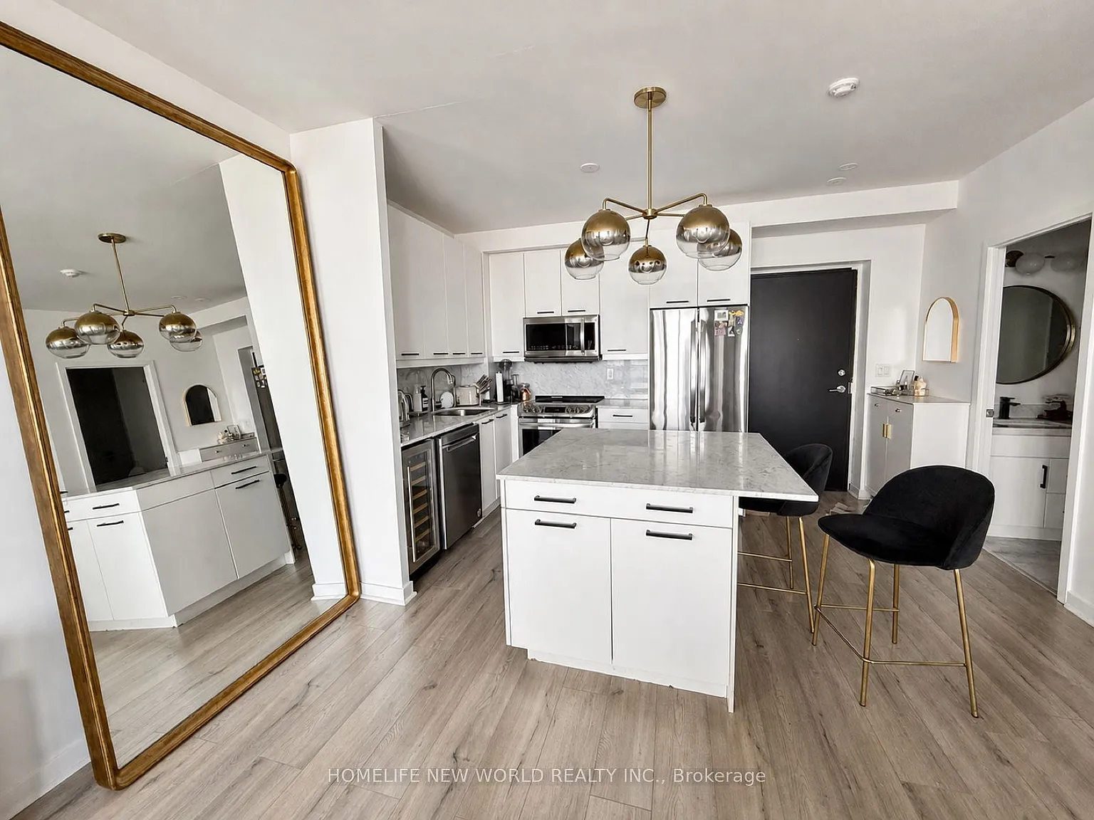 2 bed, $4,200 — Photo 4