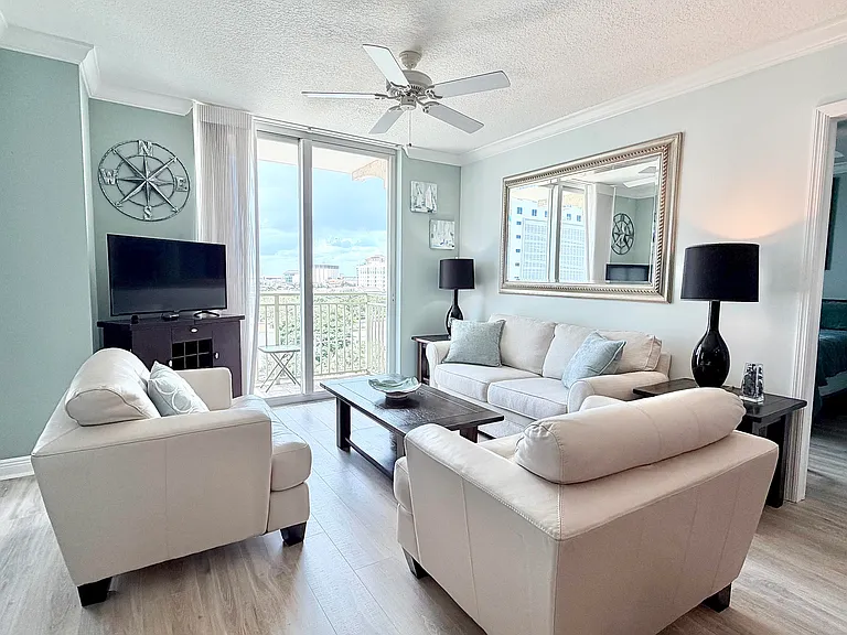 610 Clematis St #726 — Photo 7