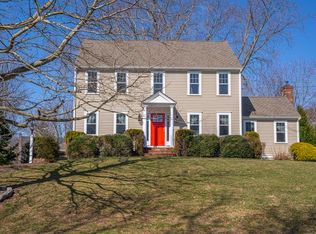 15 Old Farm Rd, Bridgewater, MA 02324
