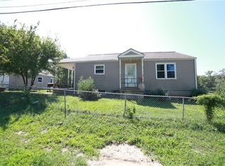 813 N Kiger Rd, Independence, MO 64050