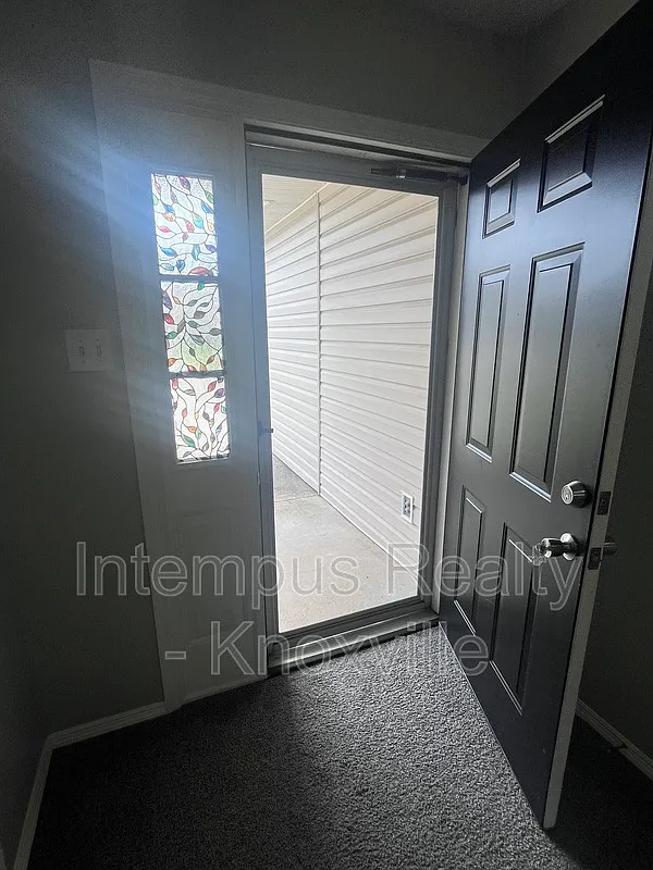 2 bed, 2.0 bath, 1200 sqft, $1,950 — Photo 2